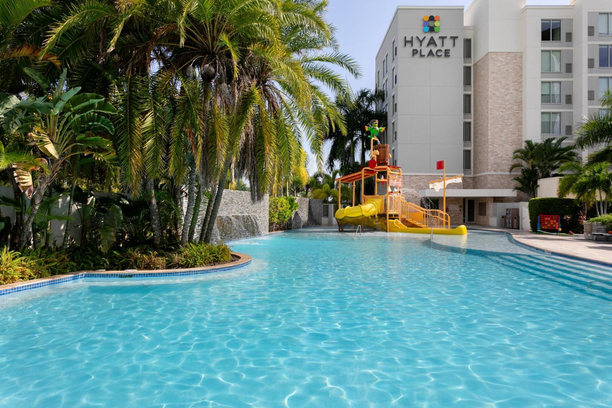 Hyatt Place San Juan Buitenkant foto