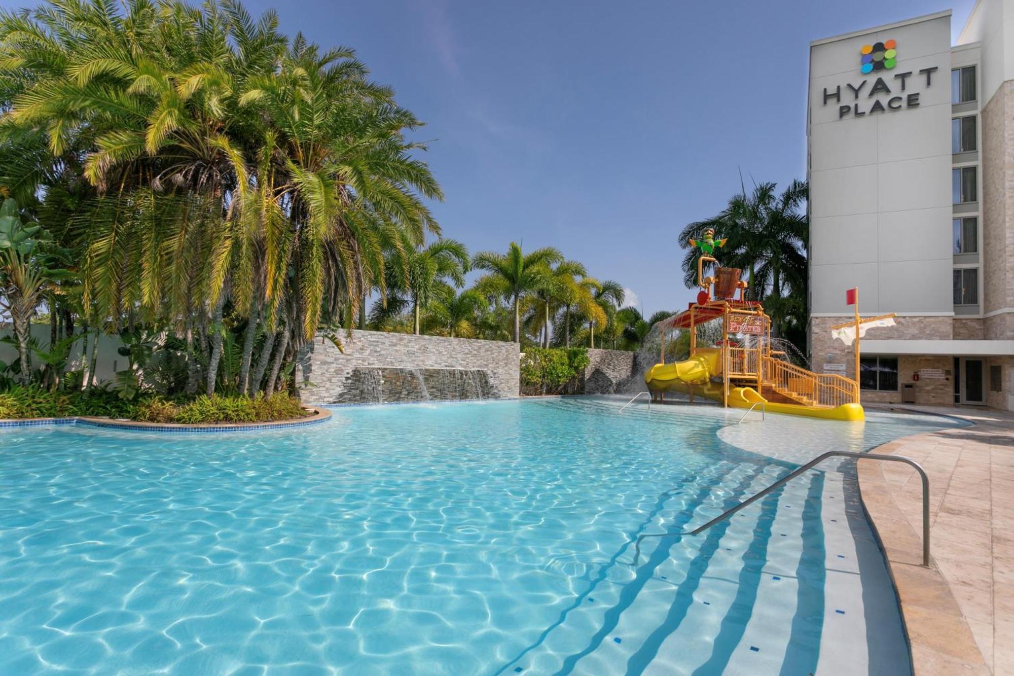 Hyatt Place San Juan Buitenkant foto