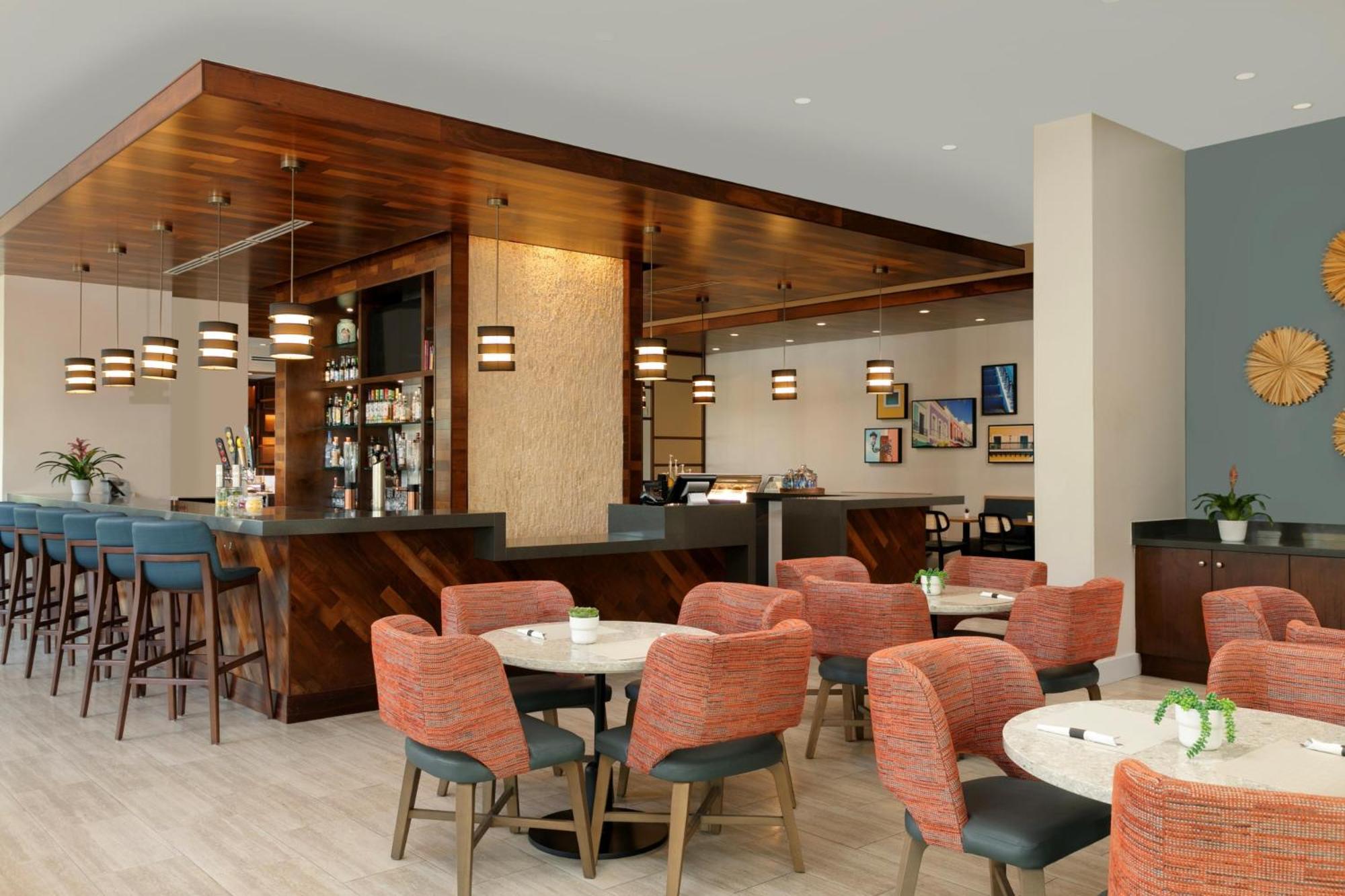 Hyatt Place San Juan Buitenkant foto