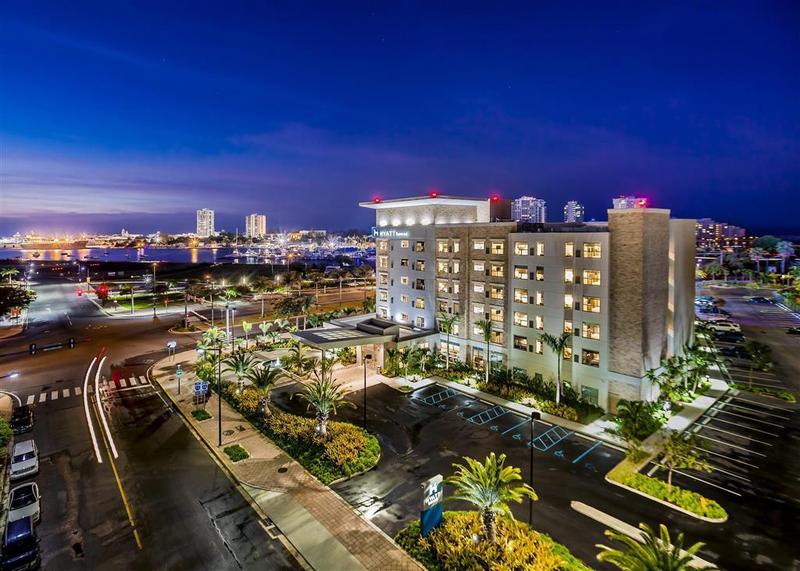 Hyatt Place San Juan Buitenkant foto