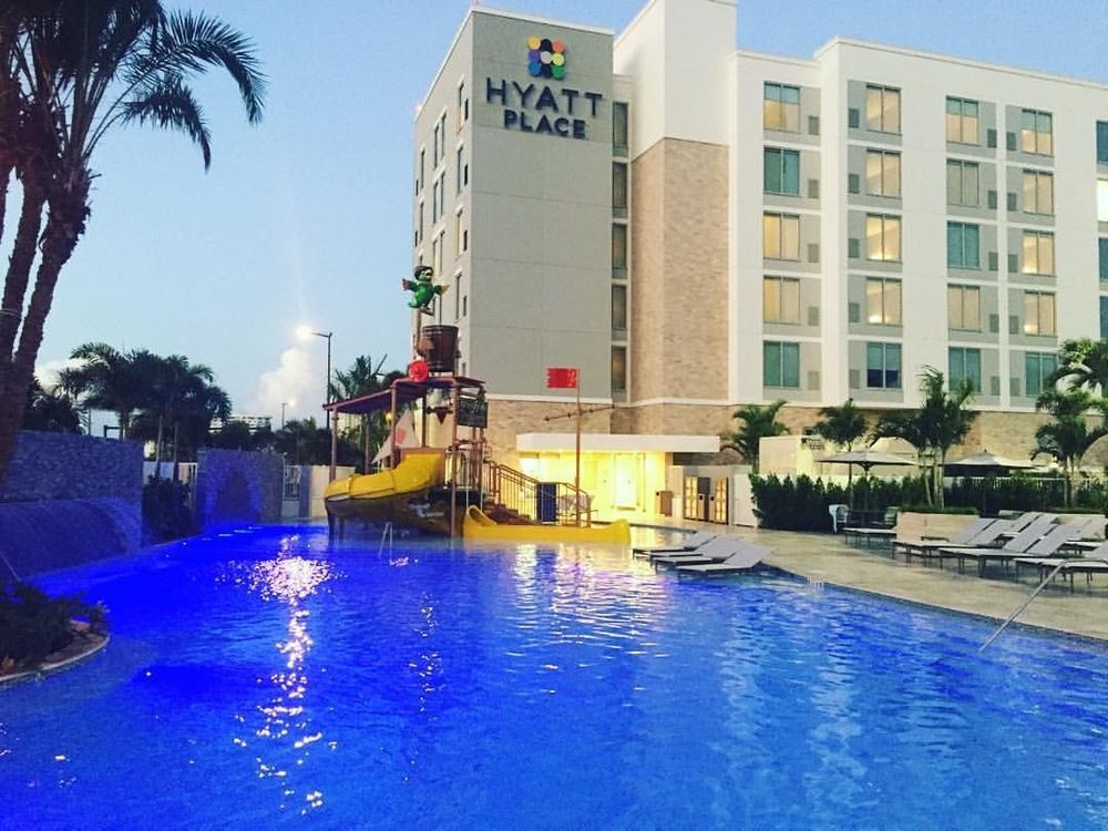 Hyatt Place San Juan Buitenkant foto